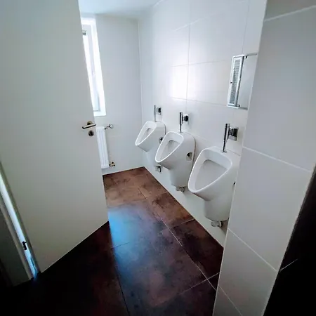 In Guest - Single With Shared Bathroom And Kitchen In Hundsbach Pensionat *